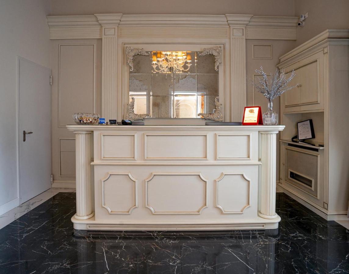 The Moon Boutique & 4* Florenz