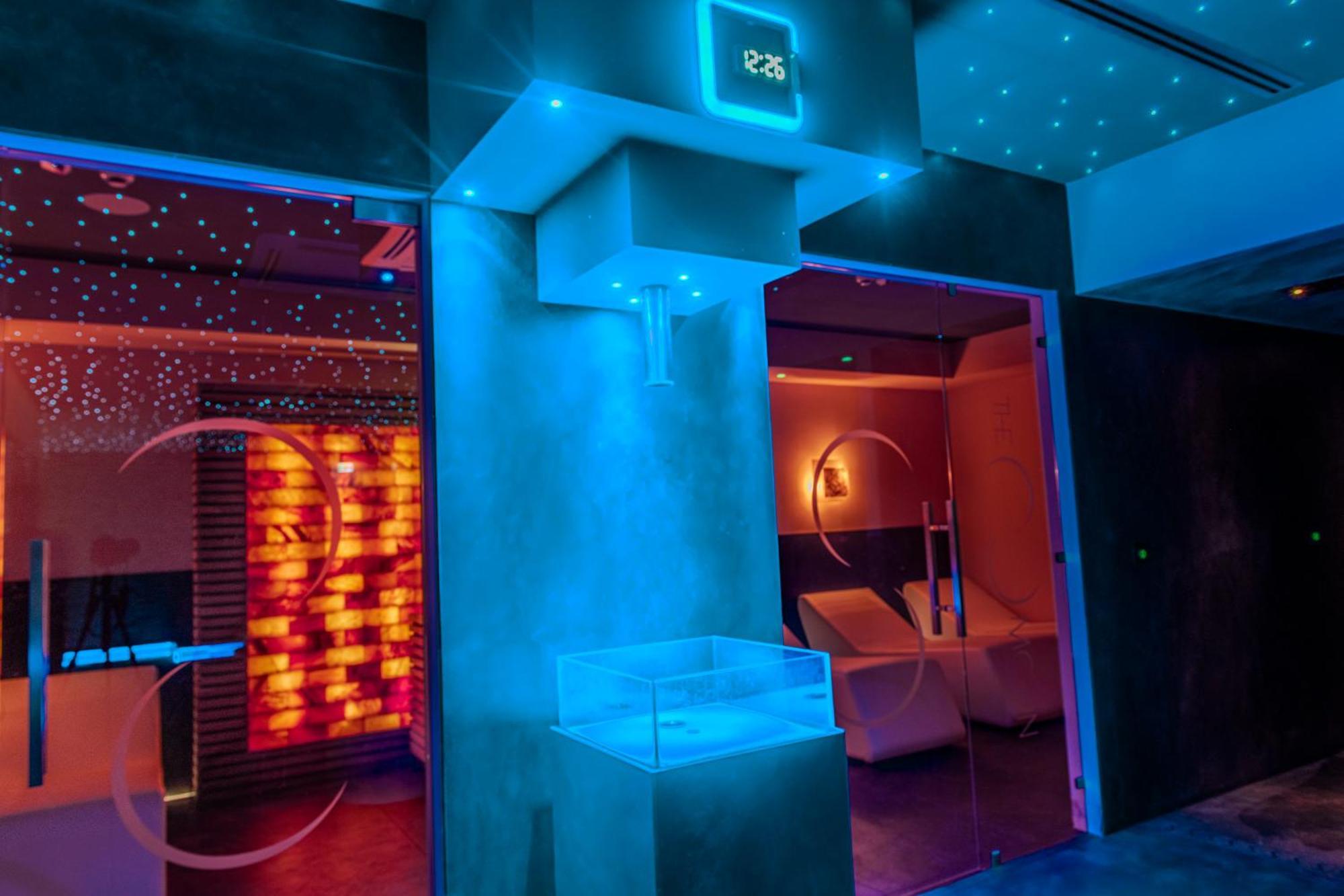 The Moon Boutique & Florenz