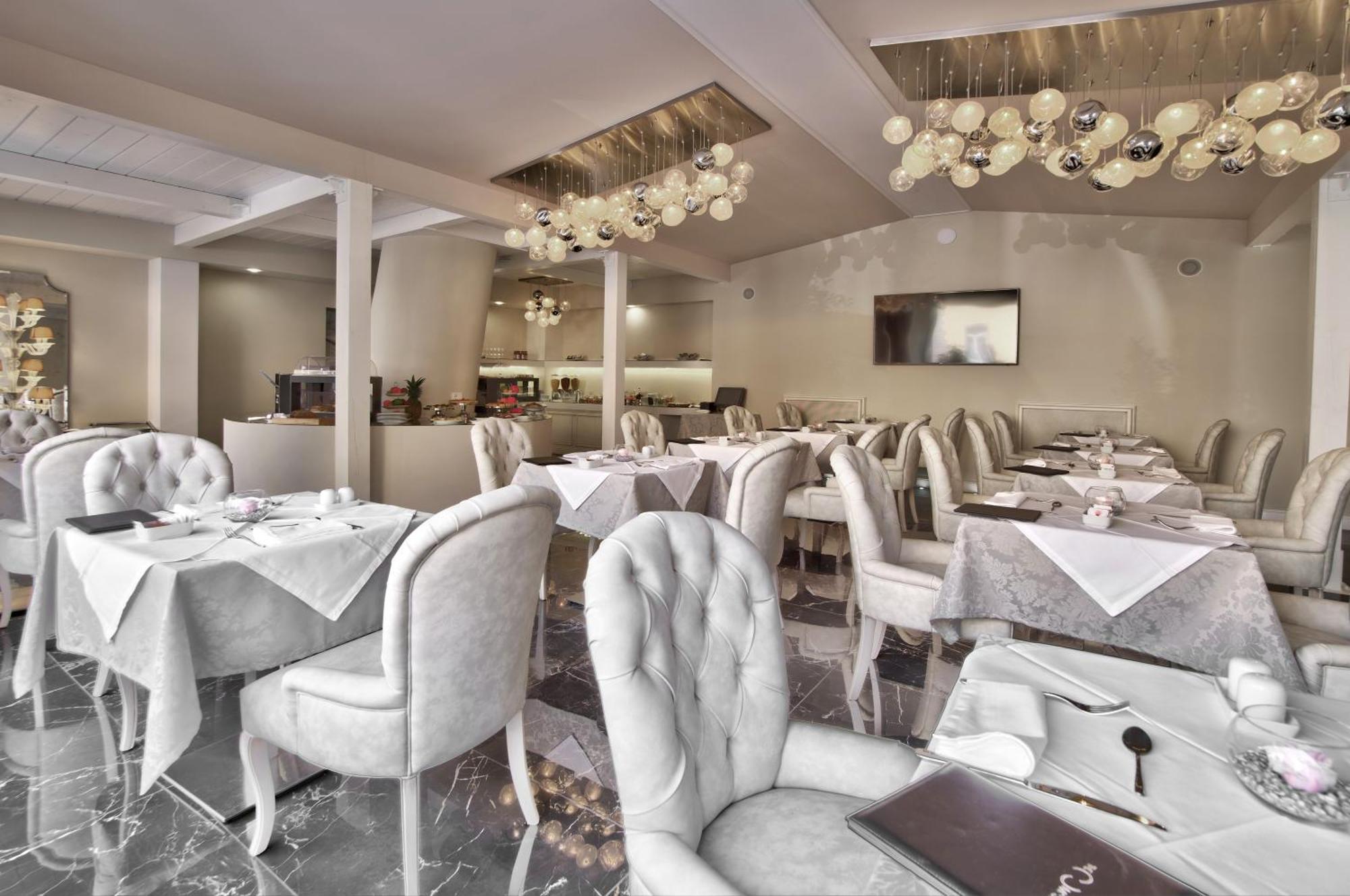 The Moon Boutique & 4* Florenz