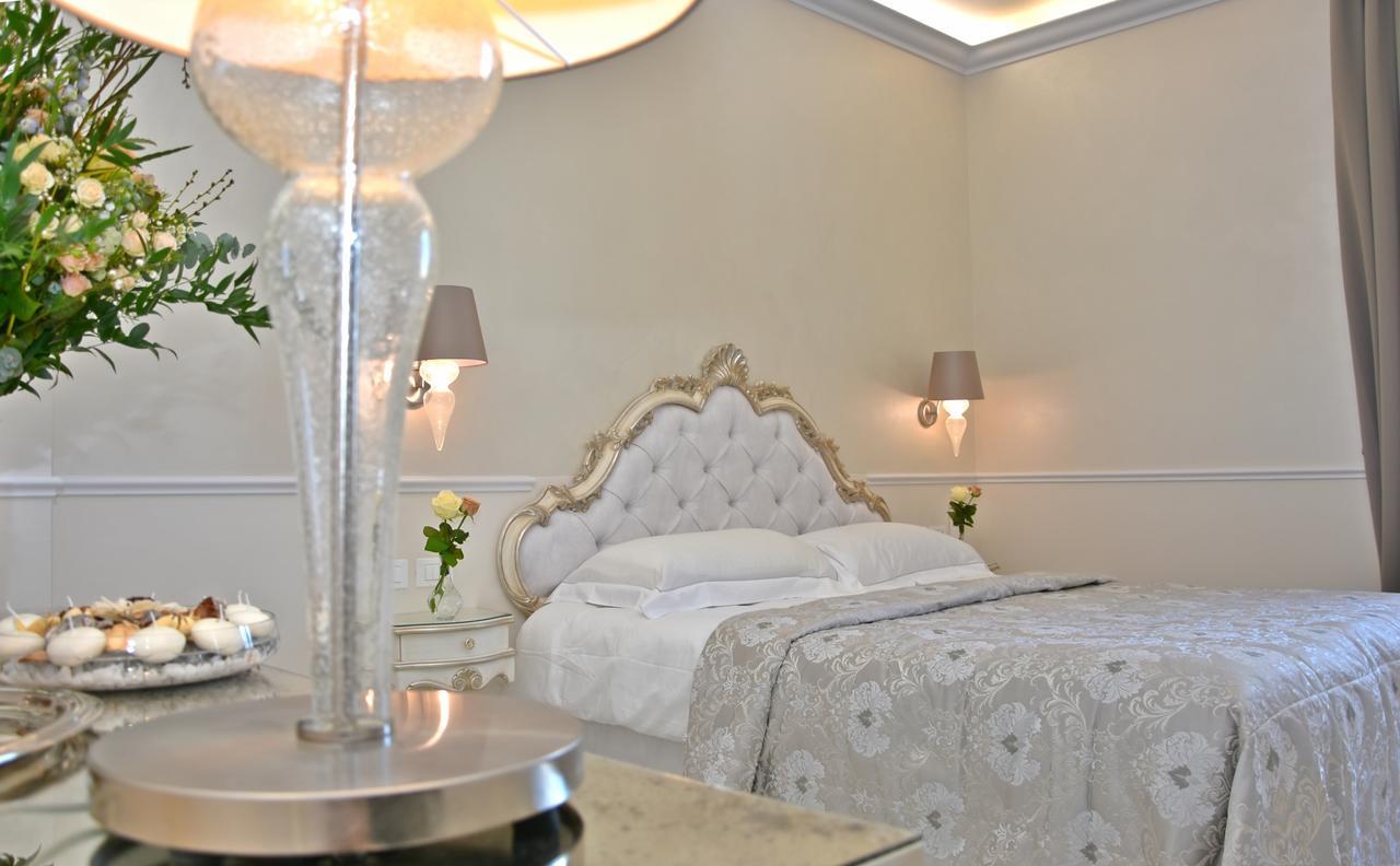 The Moon Boutique & Hotel Florenz